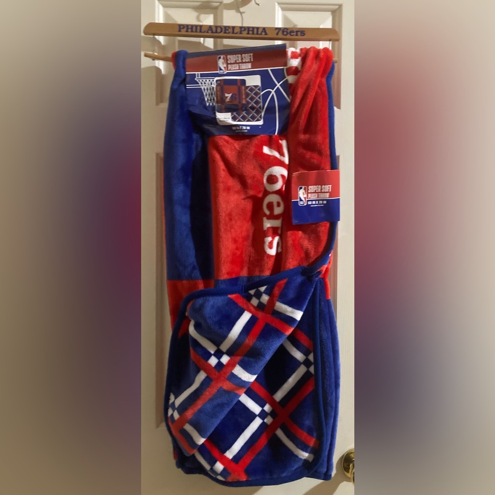 NWT Philadelphia 76ers Plus Throw 60in X 70in double sided NBA Throw